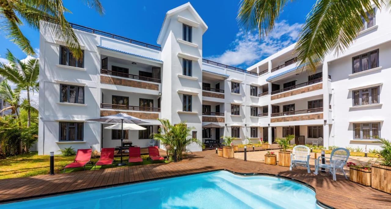Luxury Modern Apartment - Excellent Location 50M From The Beach, Restaurants, Bars, Shops Flic-en-Flacq Dış mekan fotoğraf