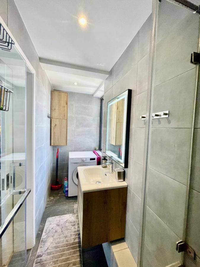 Luxury Modern Apartment - Excellent Location 50M From The Beach, Restaurants, Bars, Shops Flic-en-Flacq Dış mekan fotoğraf